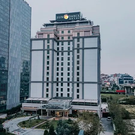 Hotel Adm Grand