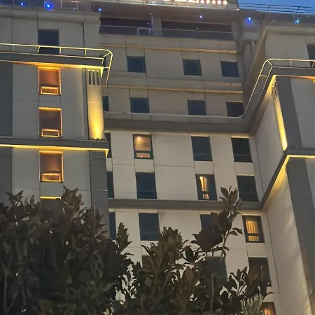 Adm Grand Ξενοδοχείο 5*