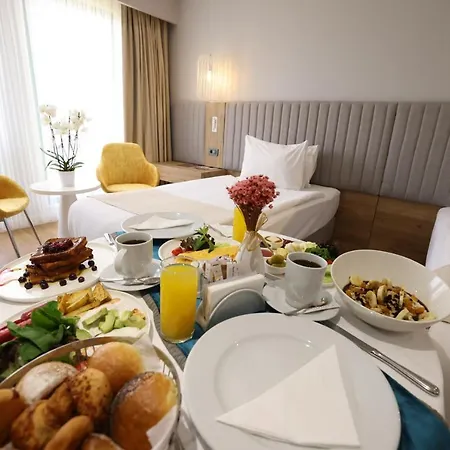 Adm Grand 5*