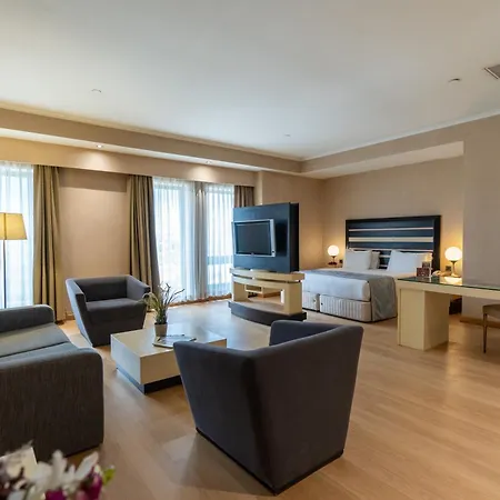 Adm Grand 5*