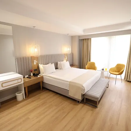 Adm Grand Отель 5*